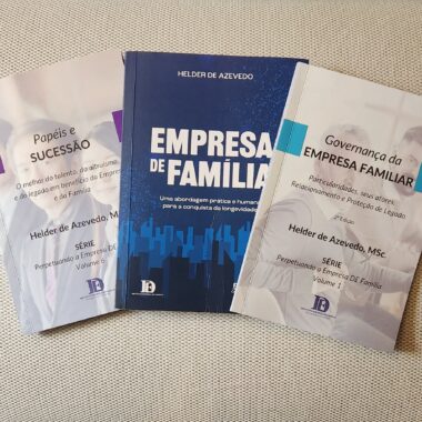 Livros de autoria de Helder de Azevedo, MSc